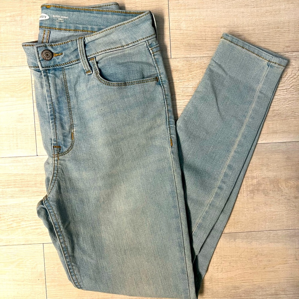 Old Navy High Rise Skinny Jeans